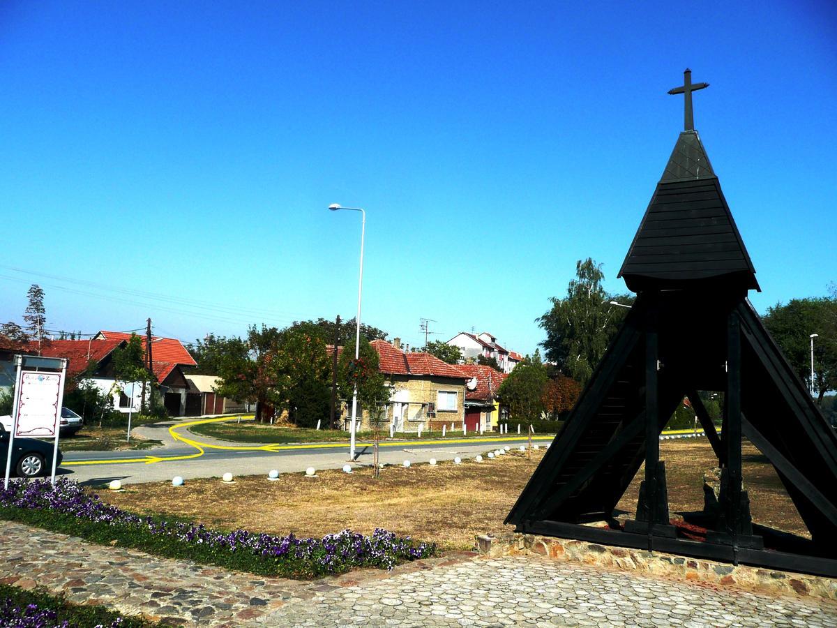 Guest House Tisza Haz Senta Rom bilde